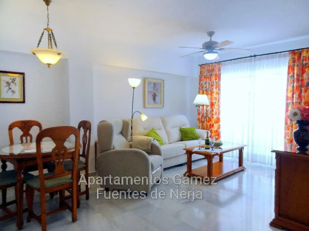 Fuentes De Nerja Apartment 0*,